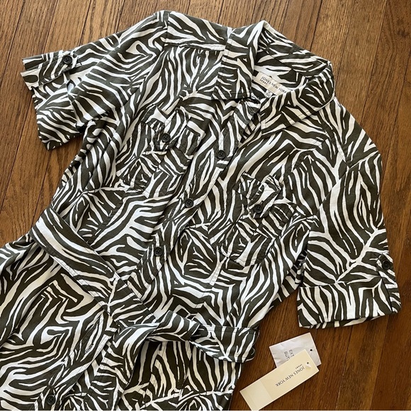 Jones New York Sport Short Sleeve Shirt Dress Belt Animal Stripes Print Pockets - Picture 2 of 9